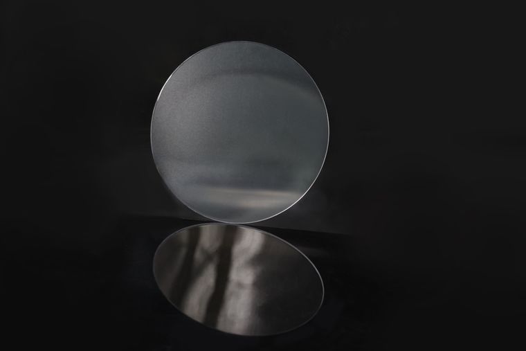 Single clear Maxflex disc